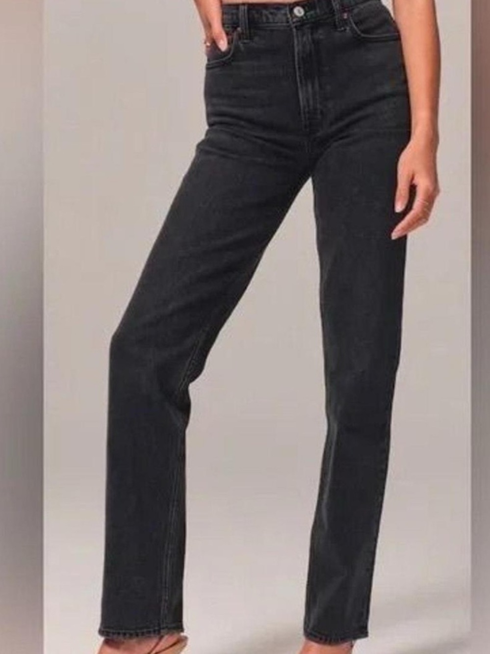 Abercrombie & Fitch “The 90s Straight Ultra High Rise Jeans - Black Wash